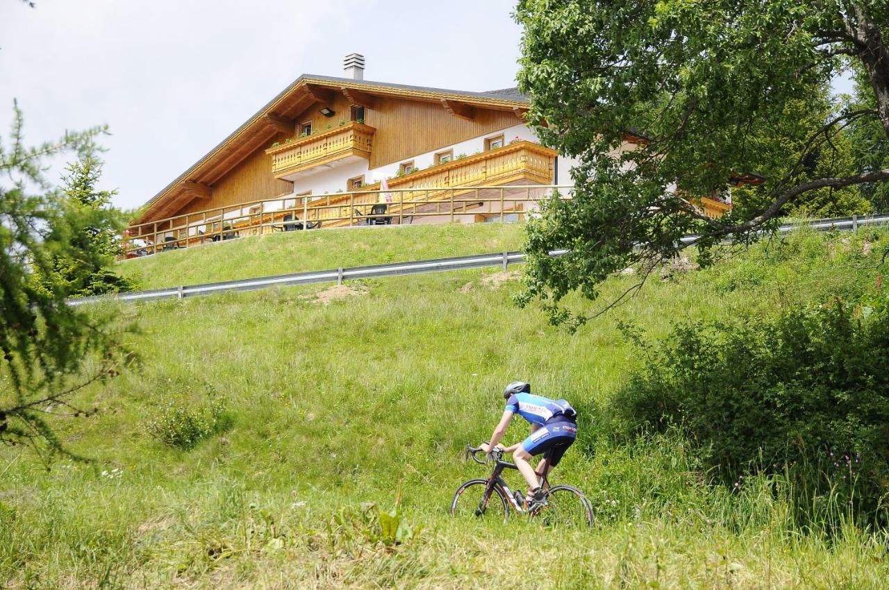 Hotel Belvedere Mountain Experience Monno Exterior foto